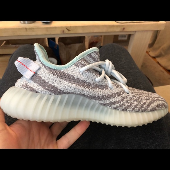 Yeezy Tint blues size 4 *sold - Picture 4 of 8